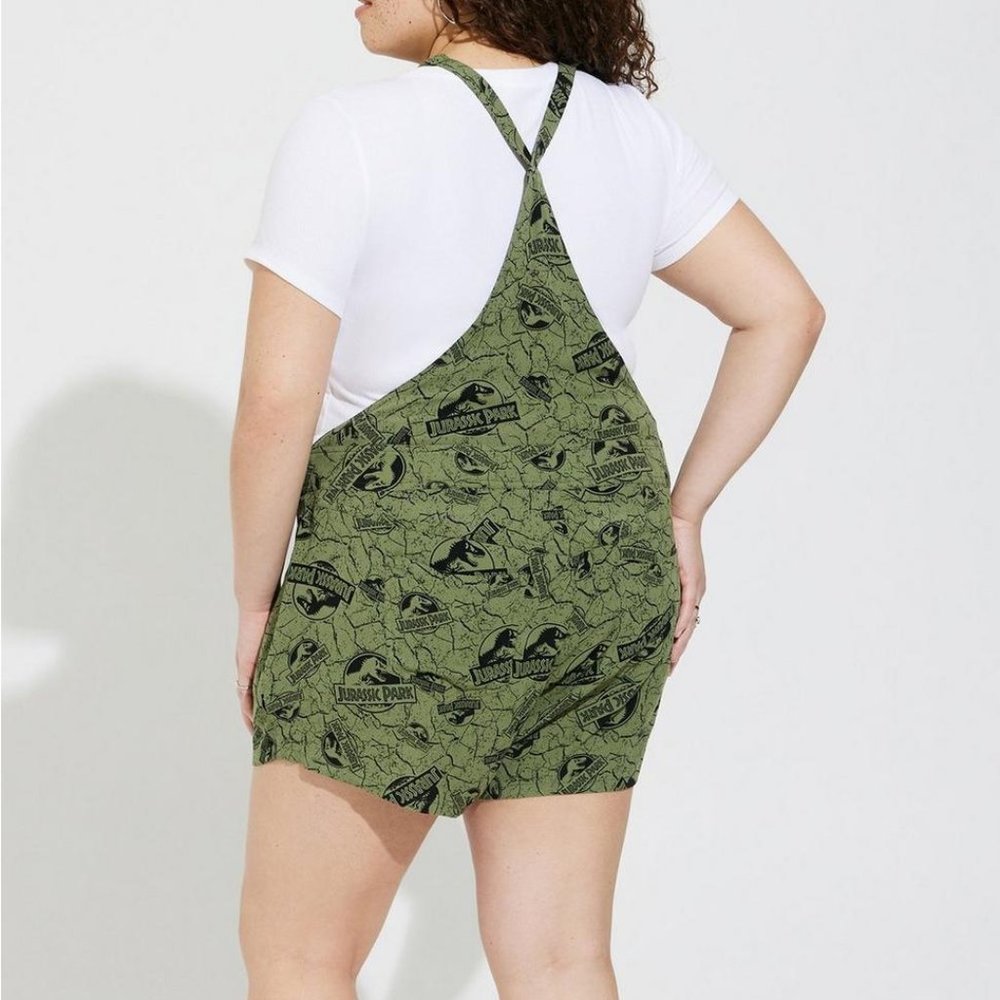 ❤️NWT TORRID SHORTALL JURASSIC PARK DINOSAUR WORLD ROMPER - POCKETS - PLUS SIZE - Picture 3 of 12